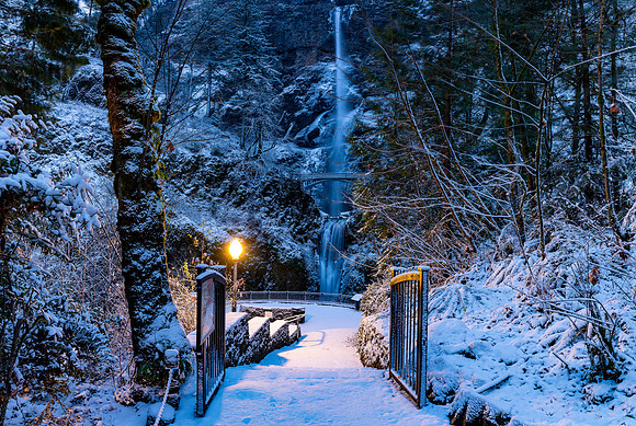 Multnomah Falls, winter snow.